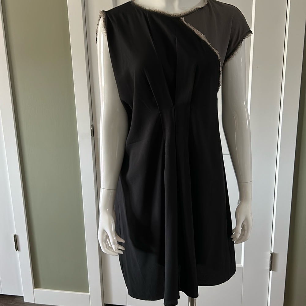 BCBGMaxazria Runway Dress - Picture 5 of 11